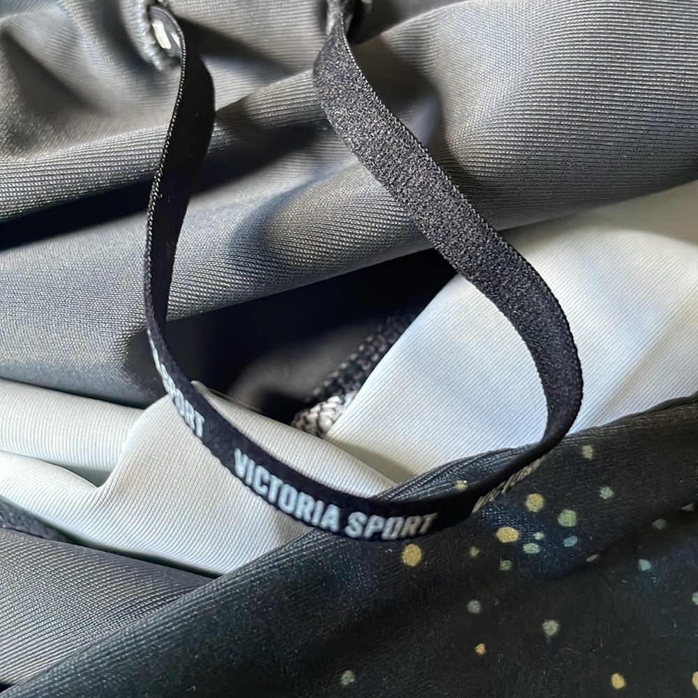 Victoria Sport leggings. Outer-Space pattern. Like new. XL. Has stars/planets. - Picture 6 of 7